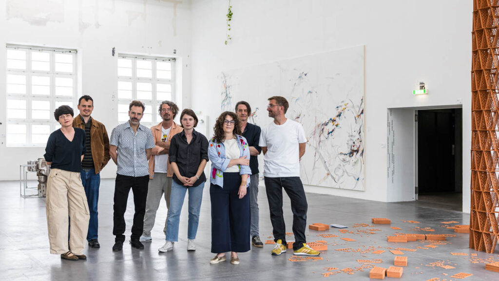From left to right: Tamara Maggi, Stefan Schellinger, Livio Baumgartner, Mischa Camenzind, Samantha Zaugg, Patrizia Mazzei, Philipp Ehgartner, Peter Baracchi. Photo: Christian Baracchi