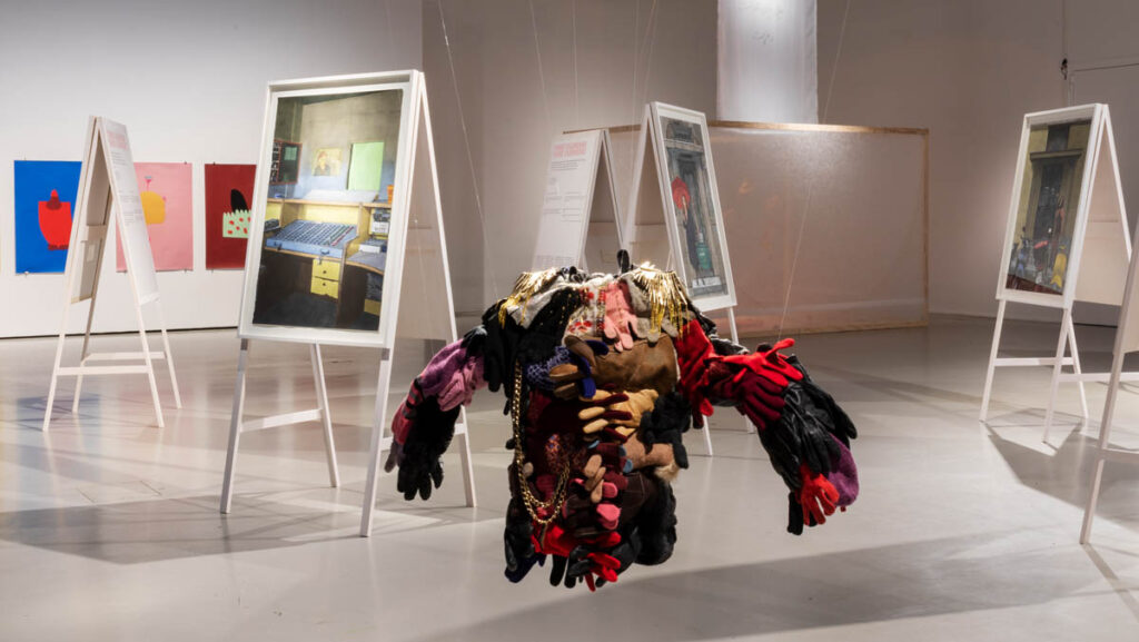 Bringing a Poem to the Gunfight (Armour), 2021 | photo courtesy : Anna Autio