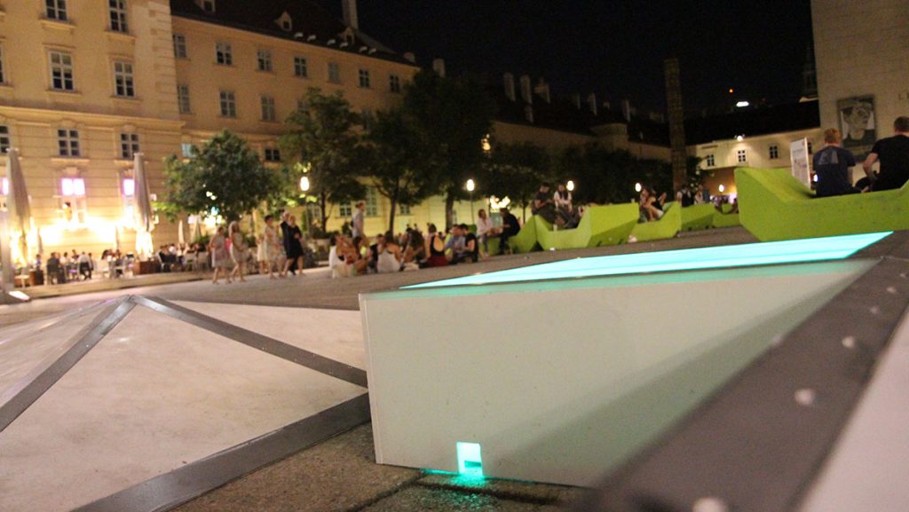 TINA SISCHKA ART&MOTION