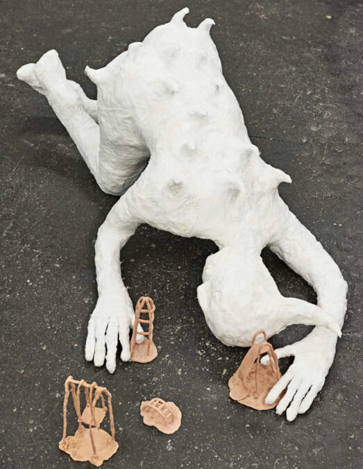 Anna Bochkova: Beautiful Far Away (left) & From Heart To Heart (right). Die Sprache der Vögel. Westwerk, Hamburg. photos: Florent Jalon