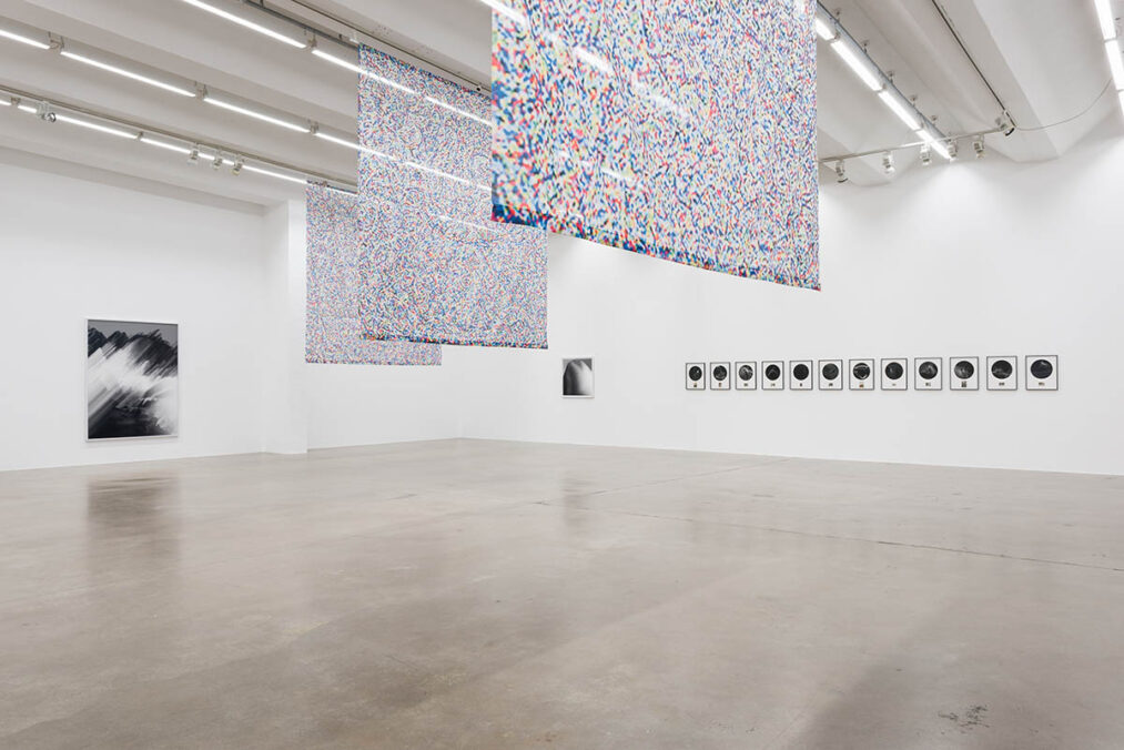 © Marcus Schneider exhibition view: SEXAUER, Ornella Fieres