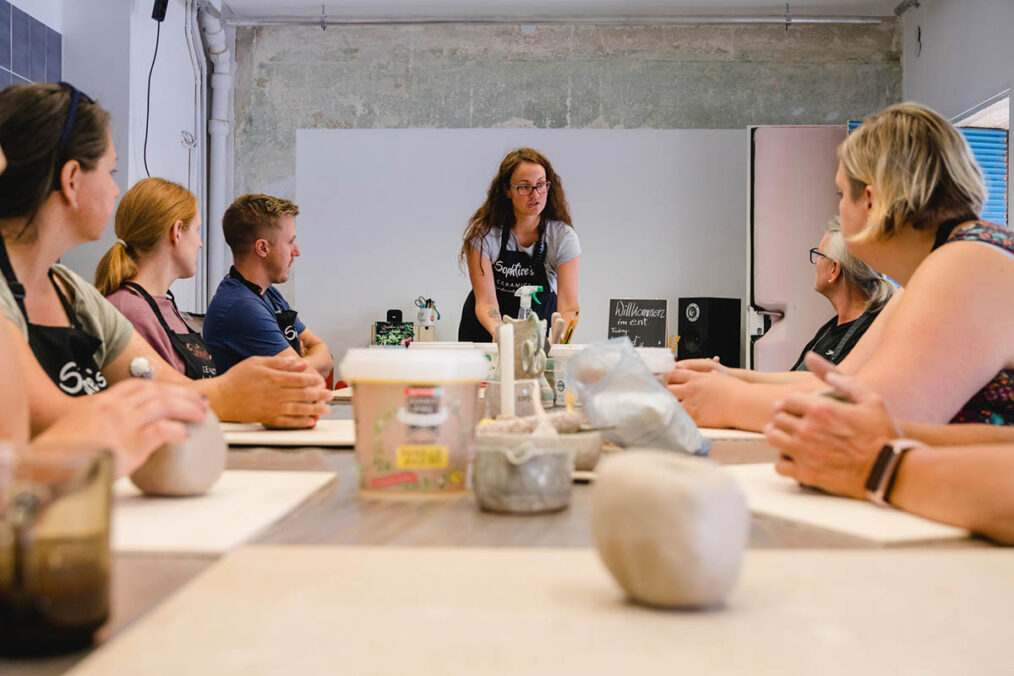 Pottery workshop in the ent