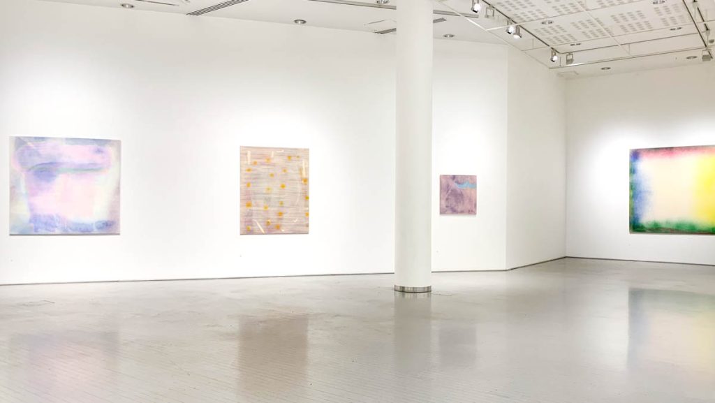 Rose-Mari Torpo, White Noise, tm•galleria, 2021, Photo: Marko Mäkinen