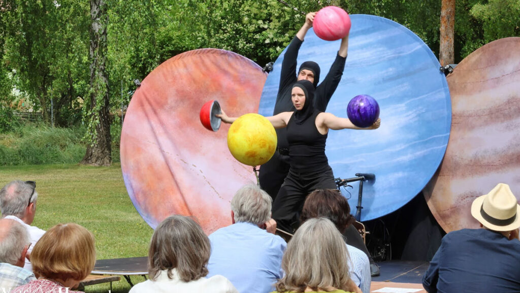 über die grenze - přes hranice | im Rahmen des WEIN/4-Festivals 2026. Foto: Laura Aigner